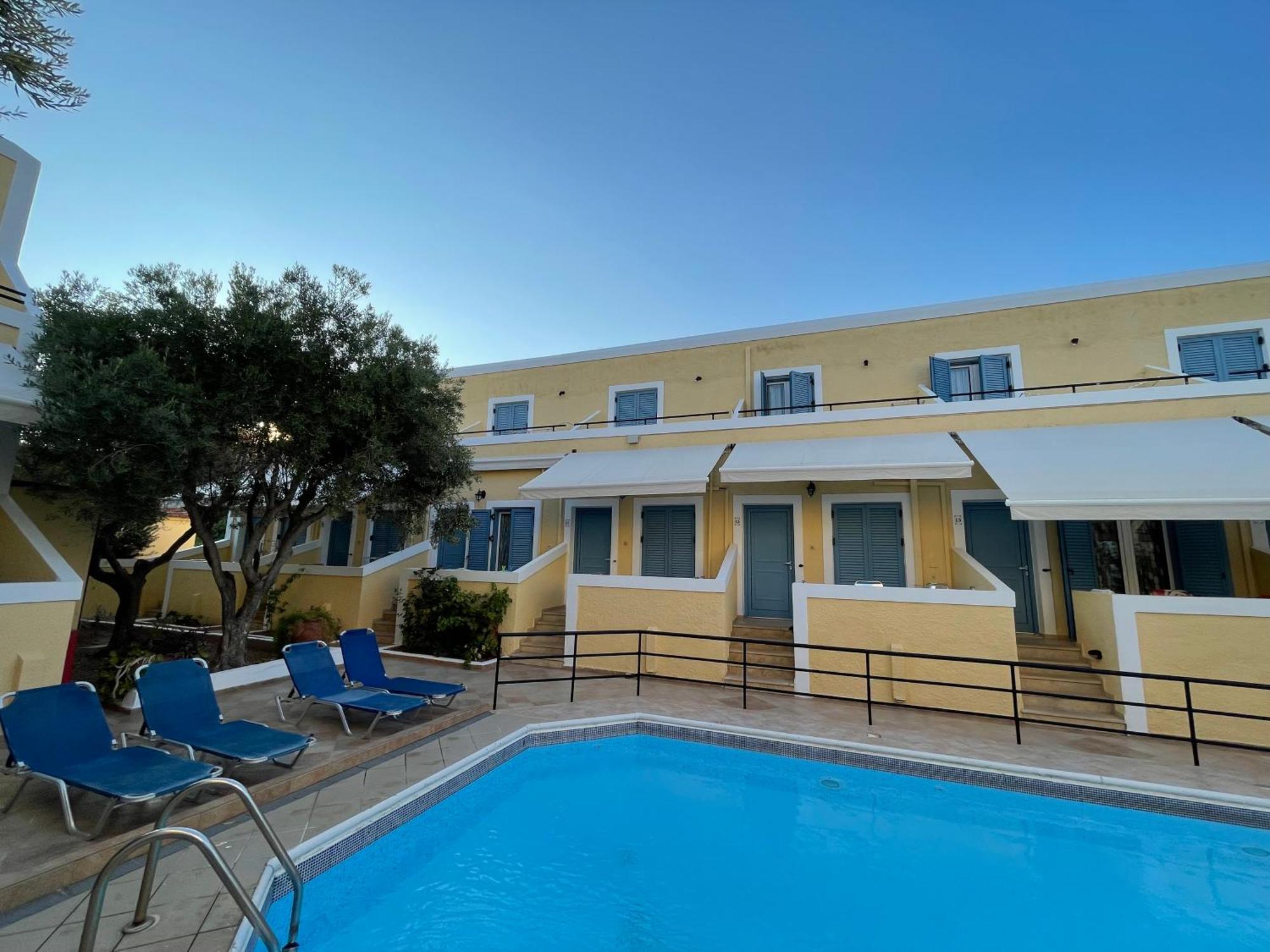 Esperides Maisonettes Agia Marina (Aegina) Exterior foto